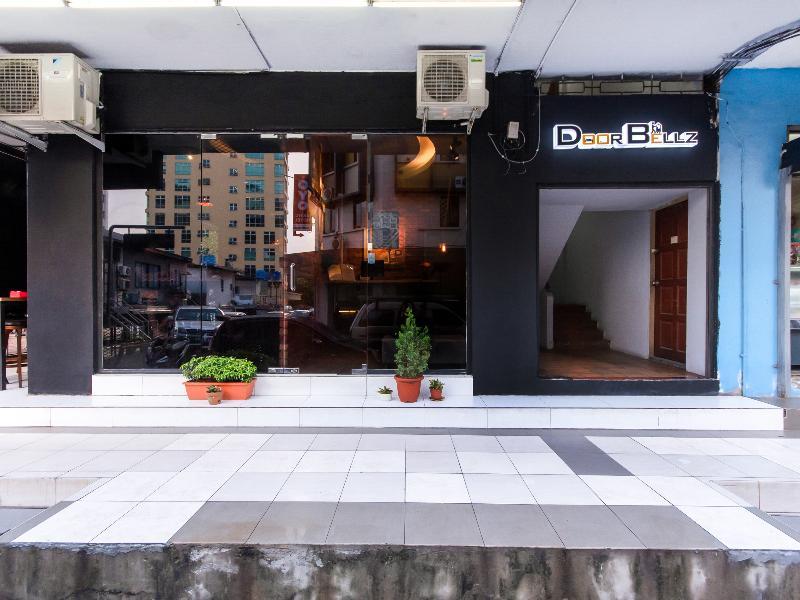Oyo 89398 Doorbellz Hotel Kota Kinabalu Kültér fotó